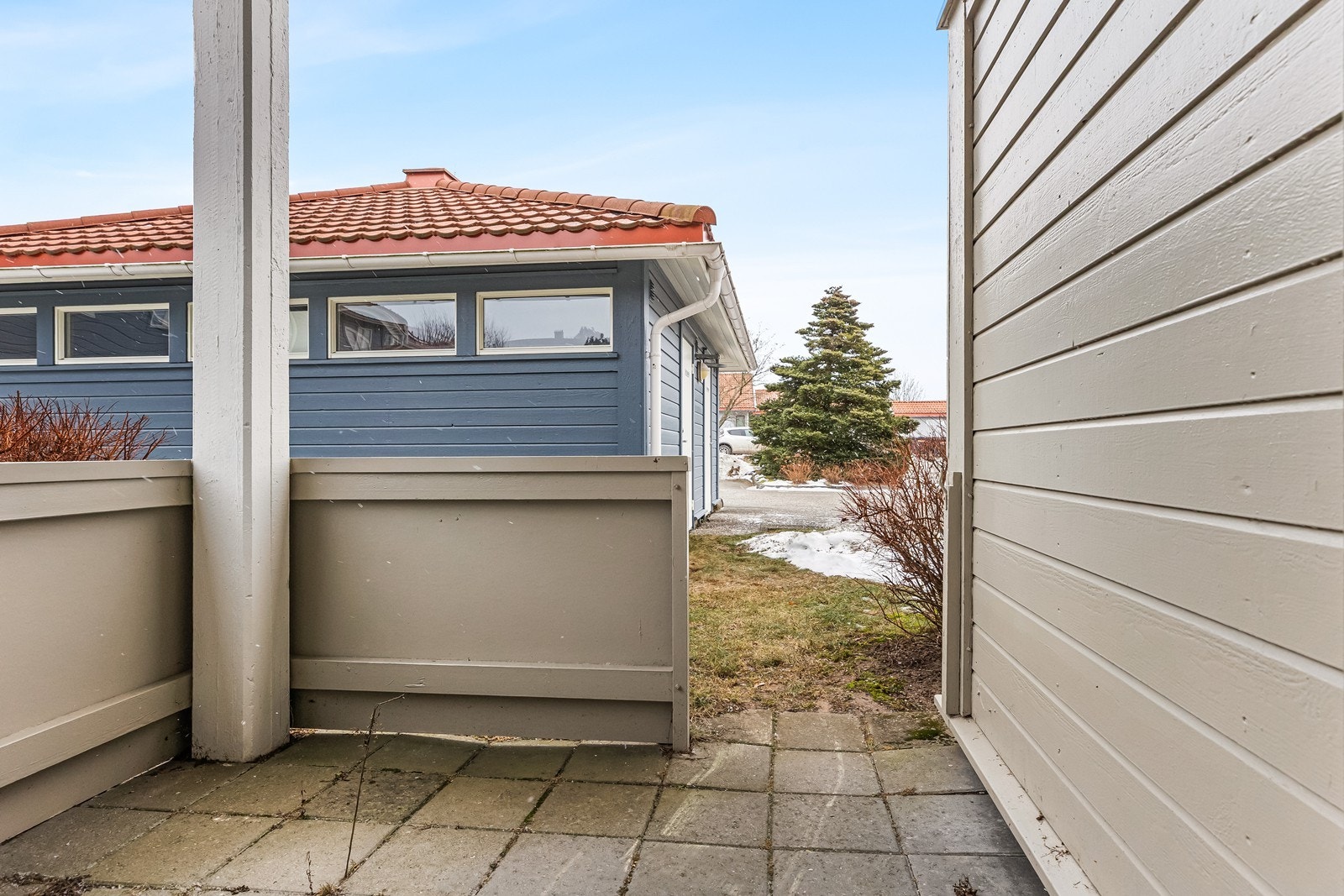 Her er det plass til en sittegruppe hvor man kan nyte rolige dager. Galleribilde