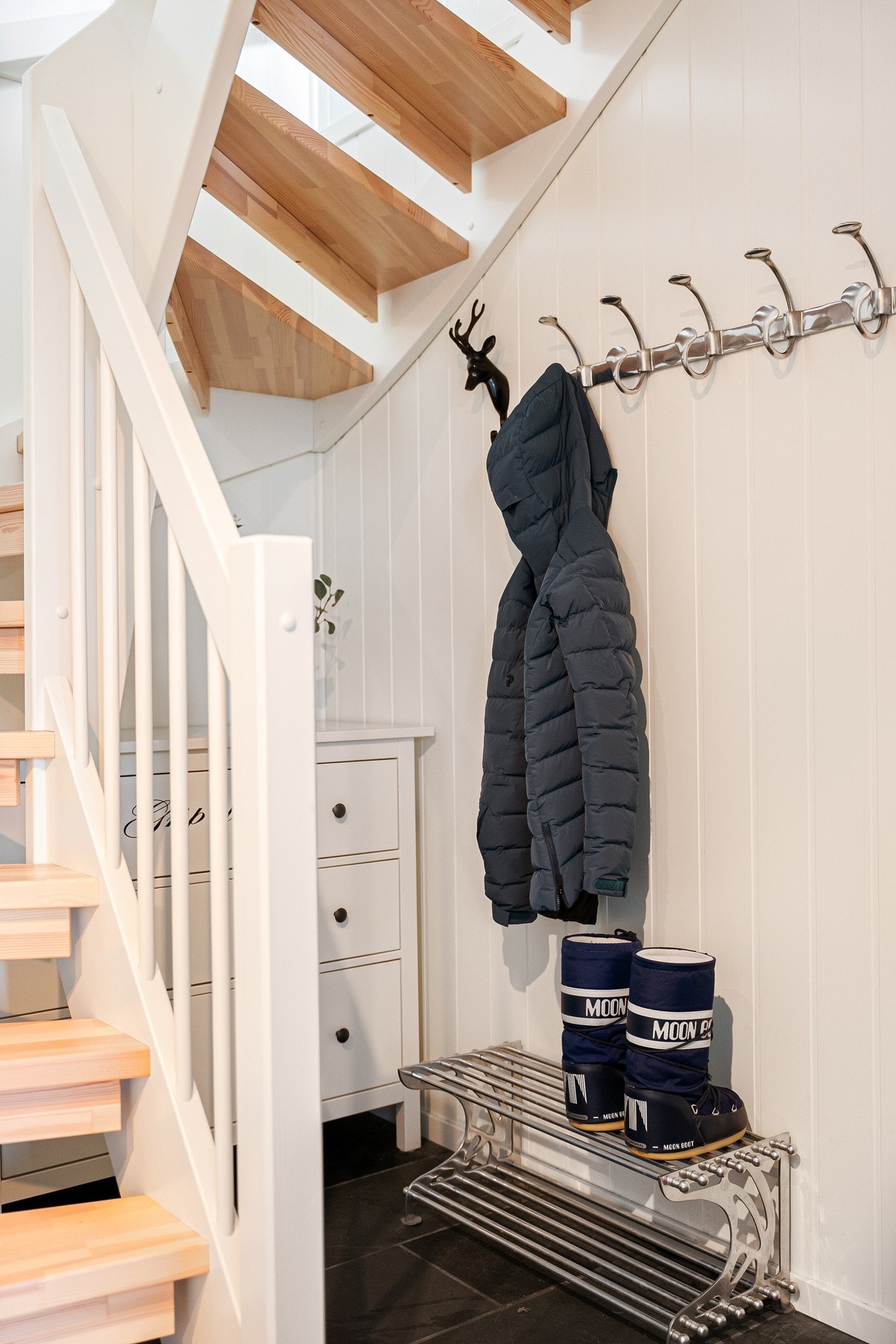 Det er vannboren varme i alle rom utenom soverommene. Galleribilde