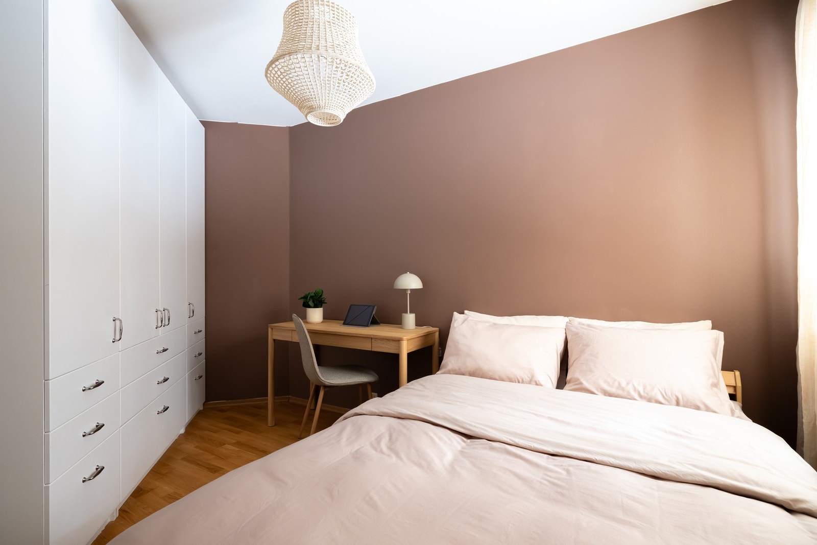 Det er også plass til et skrivebord om ønskelig. Galleribilde