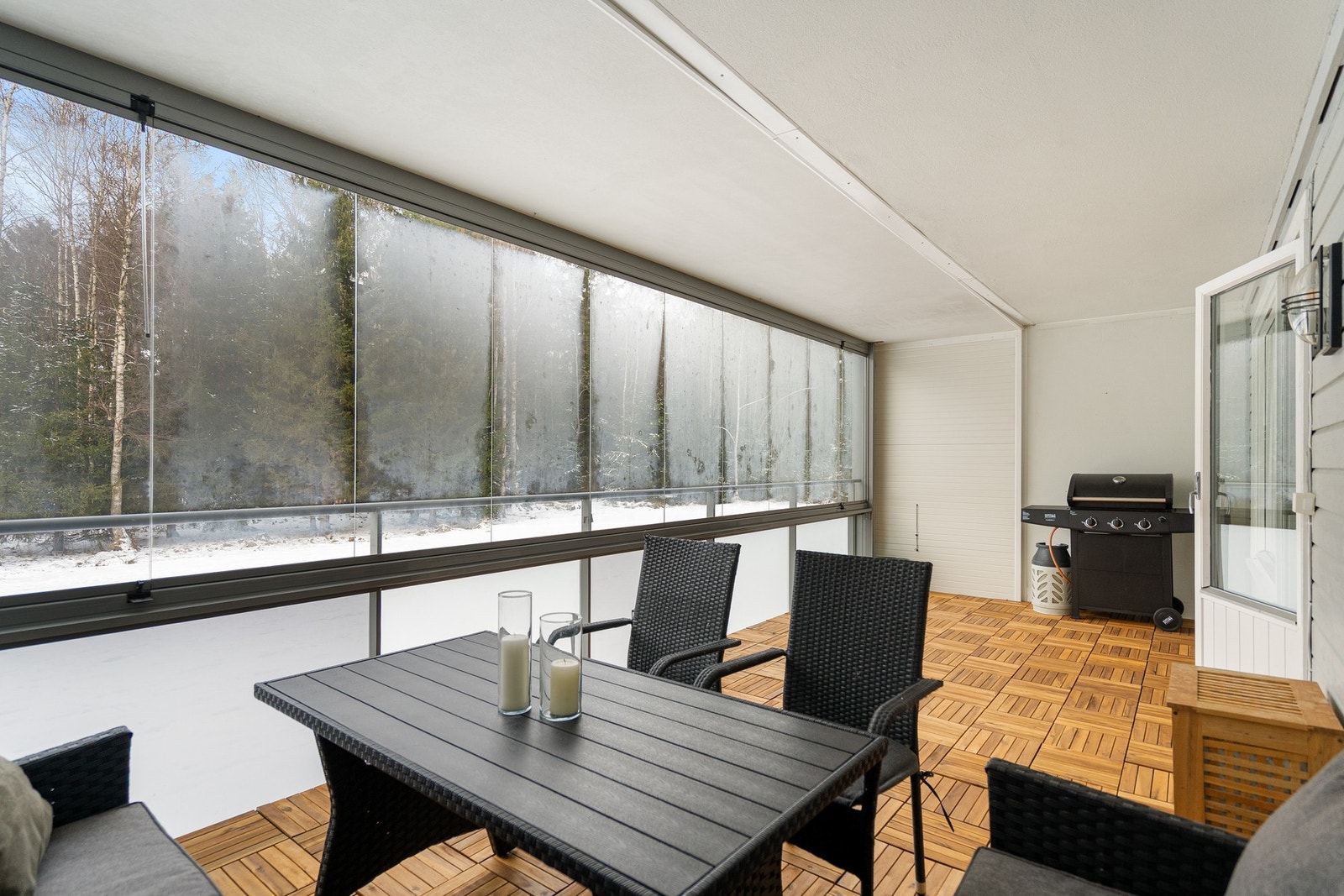 20m² innglasset balkong forlenger stuearealet Galleribilde