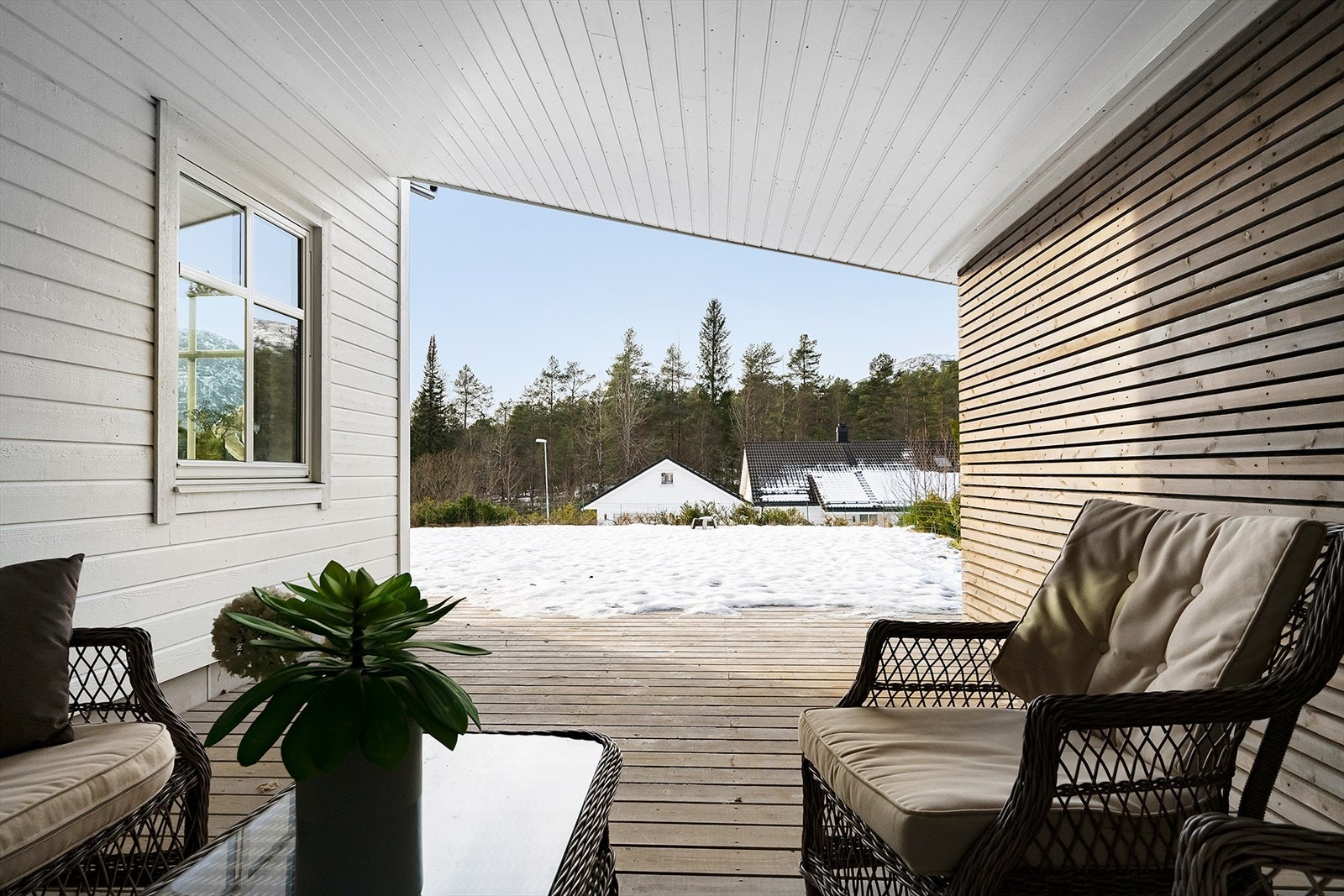 Her står utemøblene tørt under alle værforhold. Galleribilde