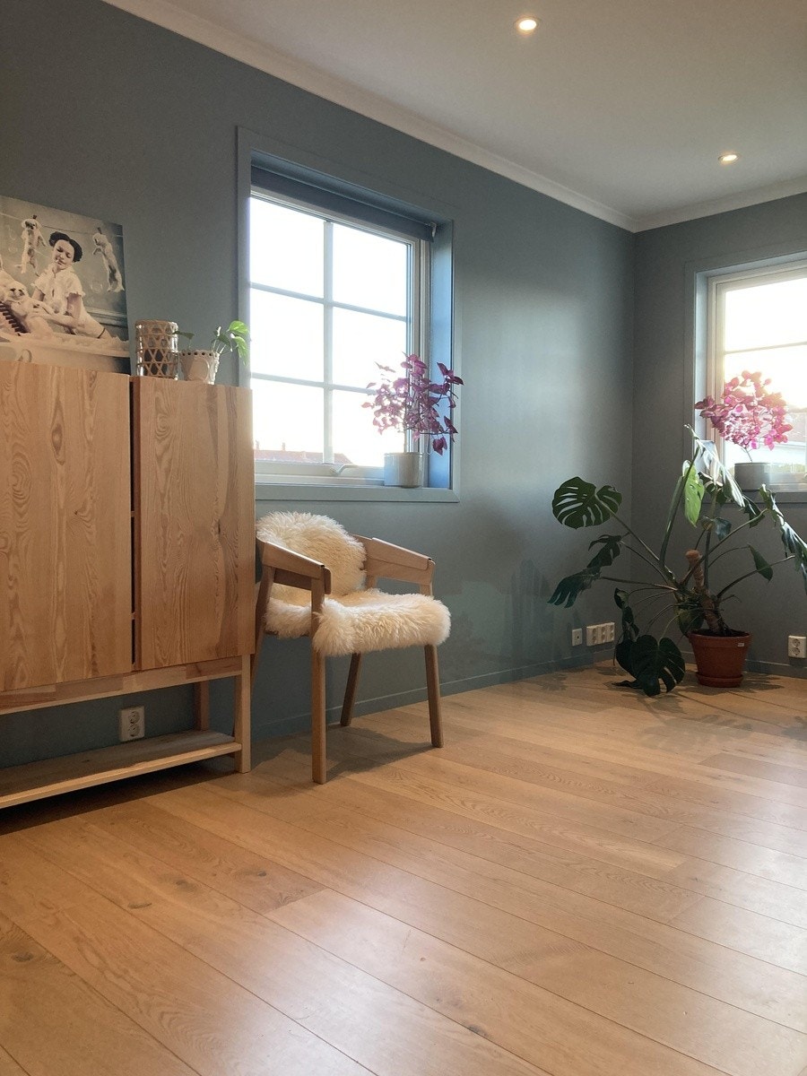 Romslig gang i 1. etg. Galleribilde