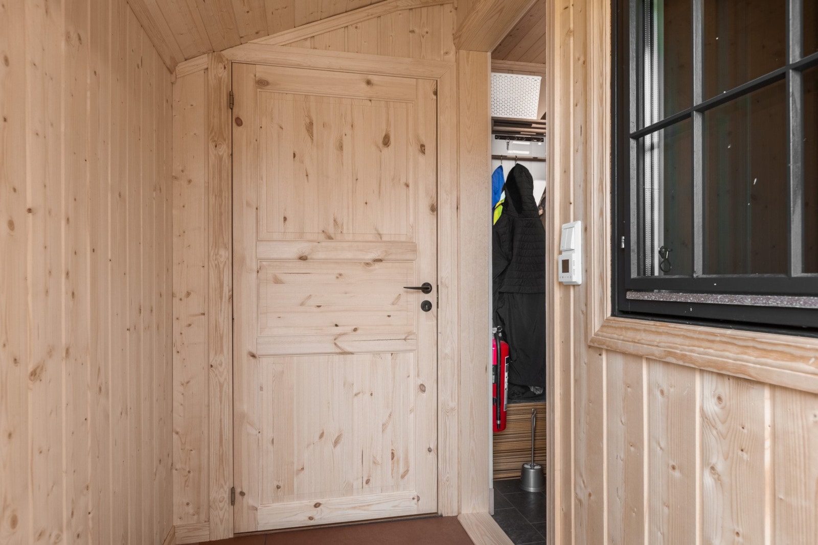 Velkommen inn! Vindfanget er tilbygd i 2025. Galleribilde