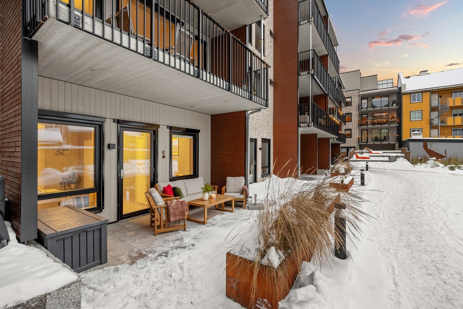 Dette er en lys og delikat 4-roms eierleilighet i Art Garden, med sentral beliggenhet på Bragernes Galleribilde