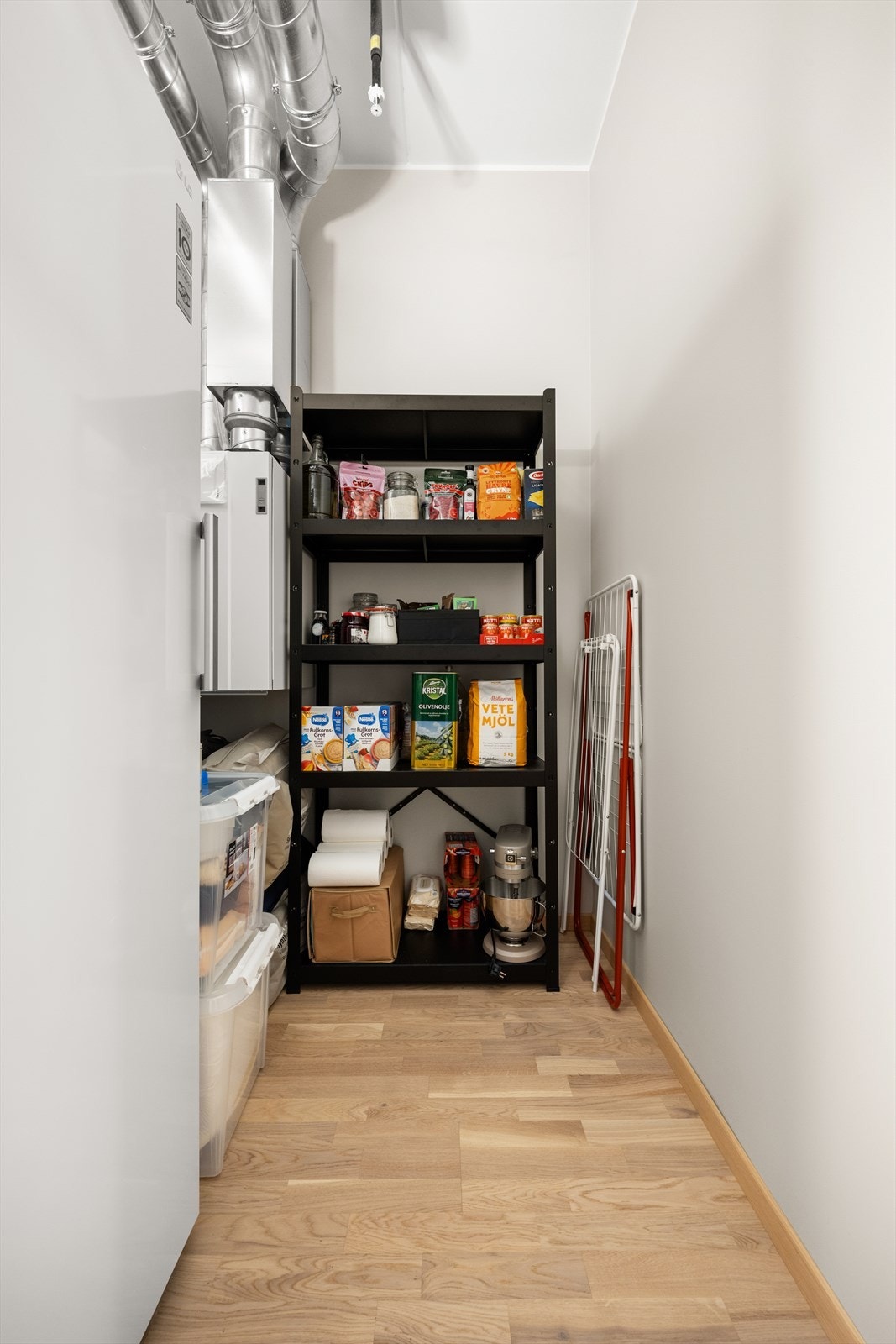 Innvendig bod Galleribilde