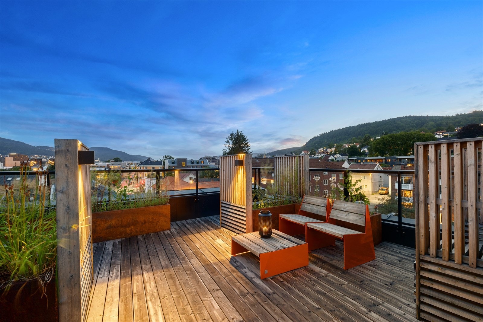 Felles takterrasse med utsikt og gode solforhold Galleribilde