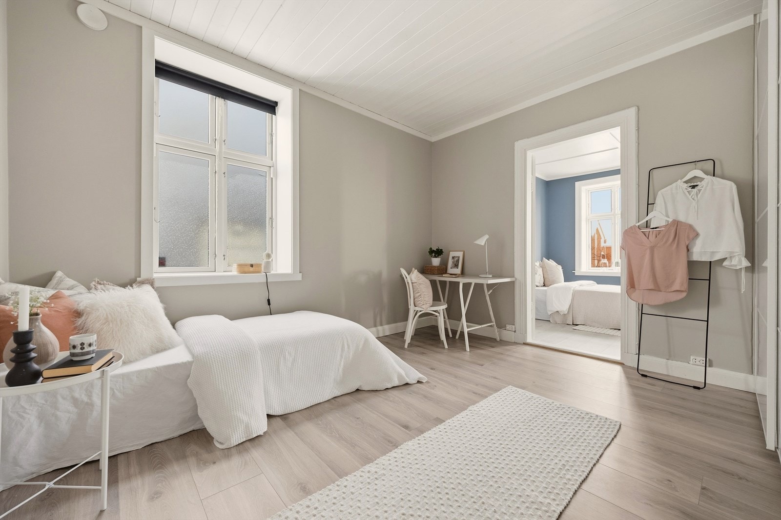 Også dette soverommet er meget romslig Galleribilde