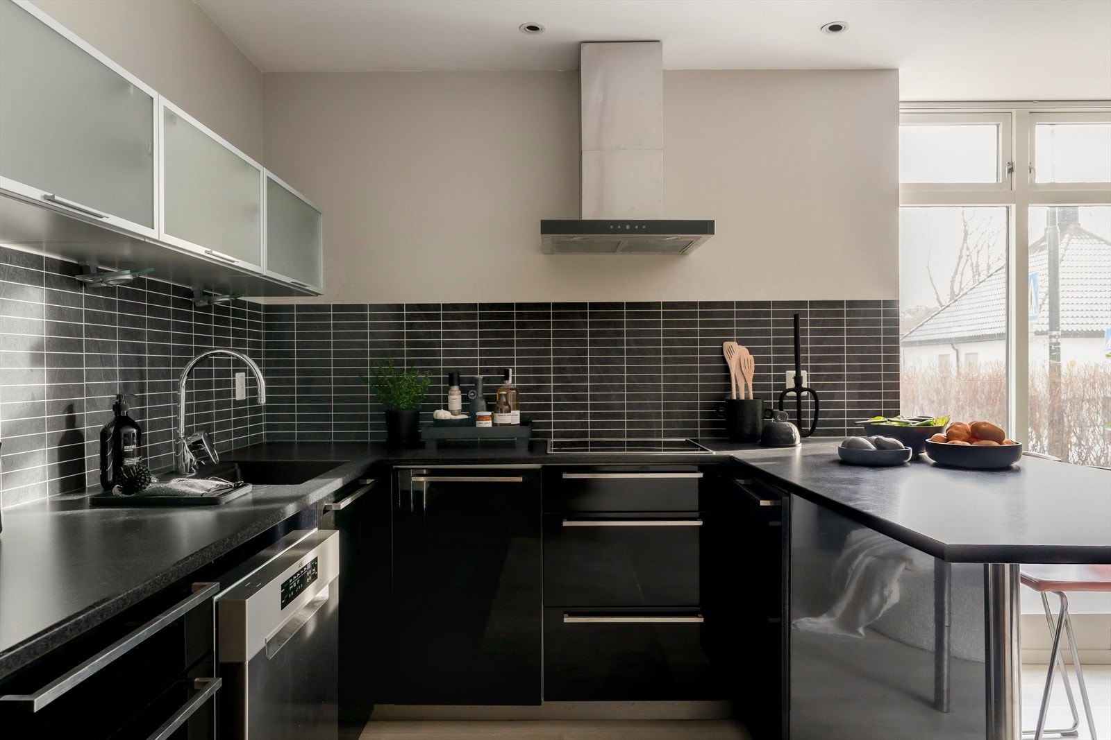 Det tilbyr også masse benkeplass slik at man kan lage mat sammen! Galleribilde