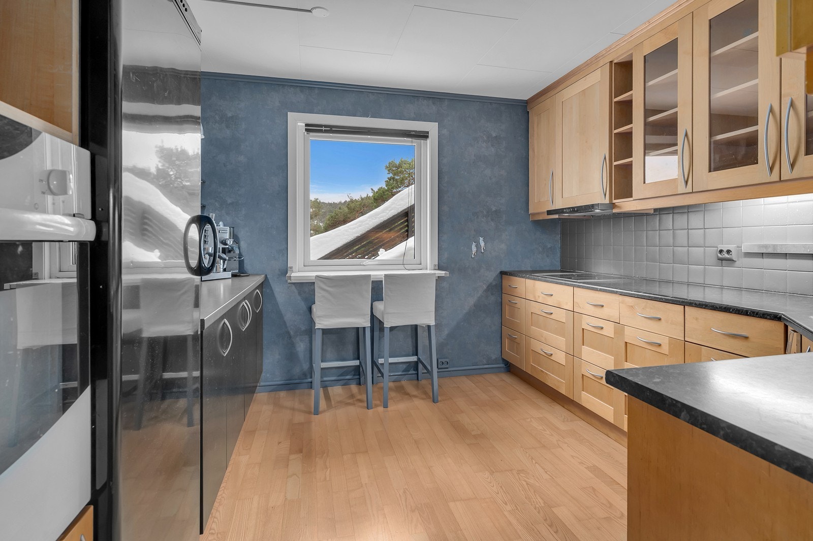 Kjøkkeninnredning fra Strai montert ca. 2002-2003. Galleribilde