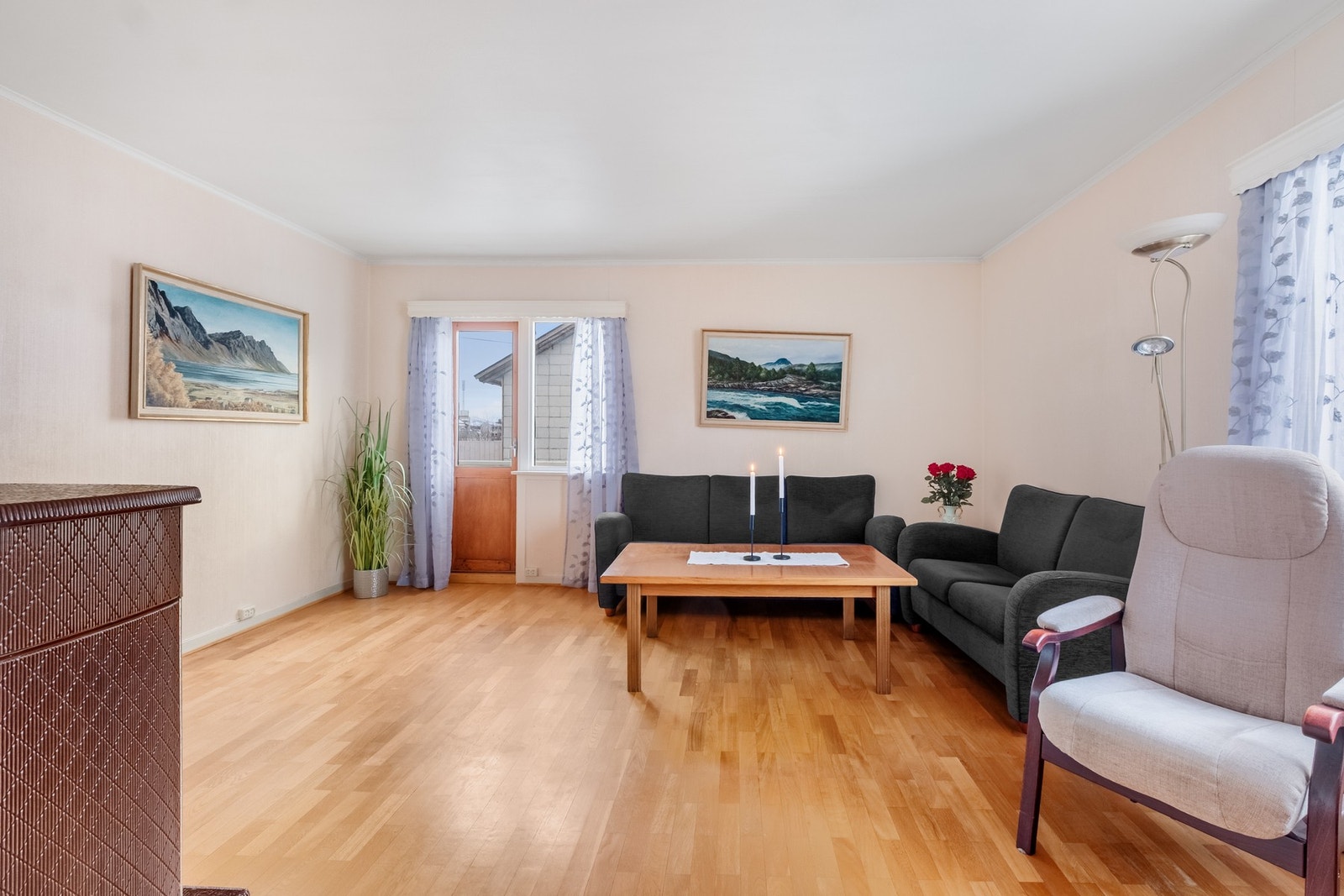 Stue/Spisestue Galleribilde