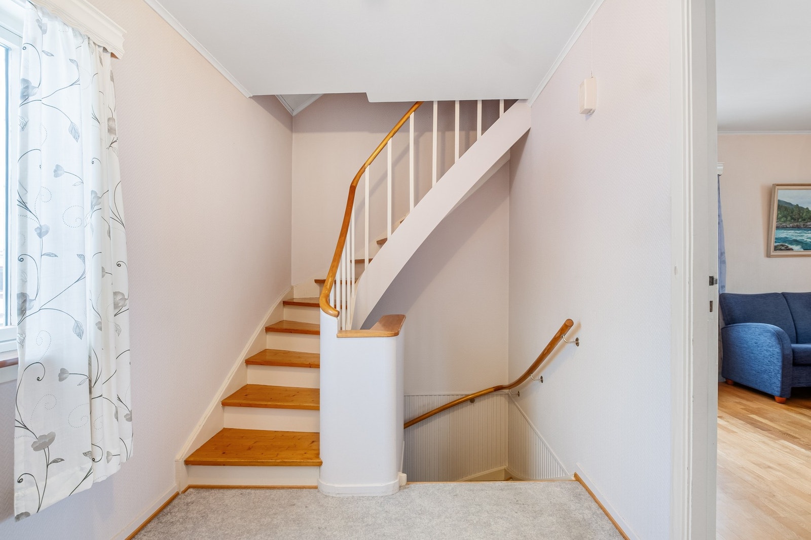 Gang/Trapperom 2. etasje Galleribilde