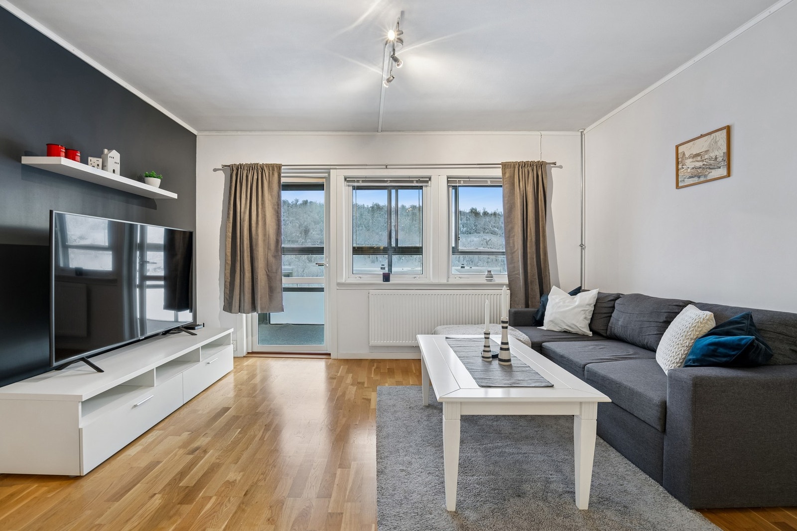 fra entré kommer man inn i stuen. Galleribilde