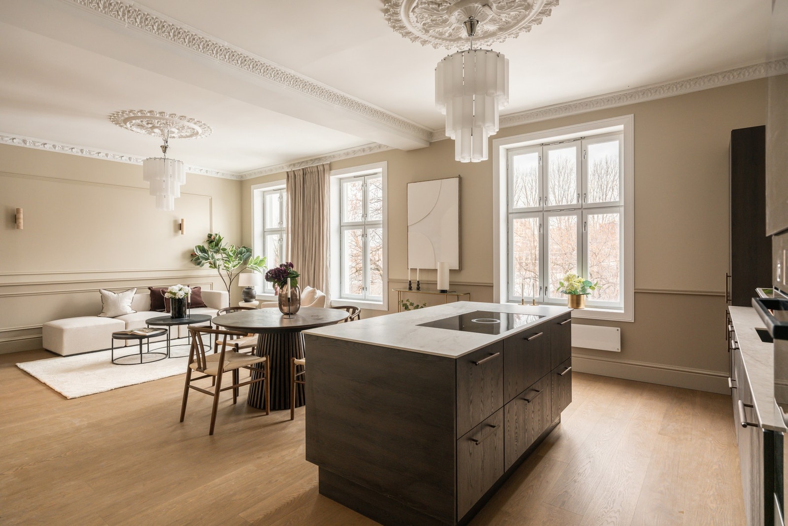 En stor, lys og lekker 3-roms leilighet med høy standard fra 2026. Galleribilde