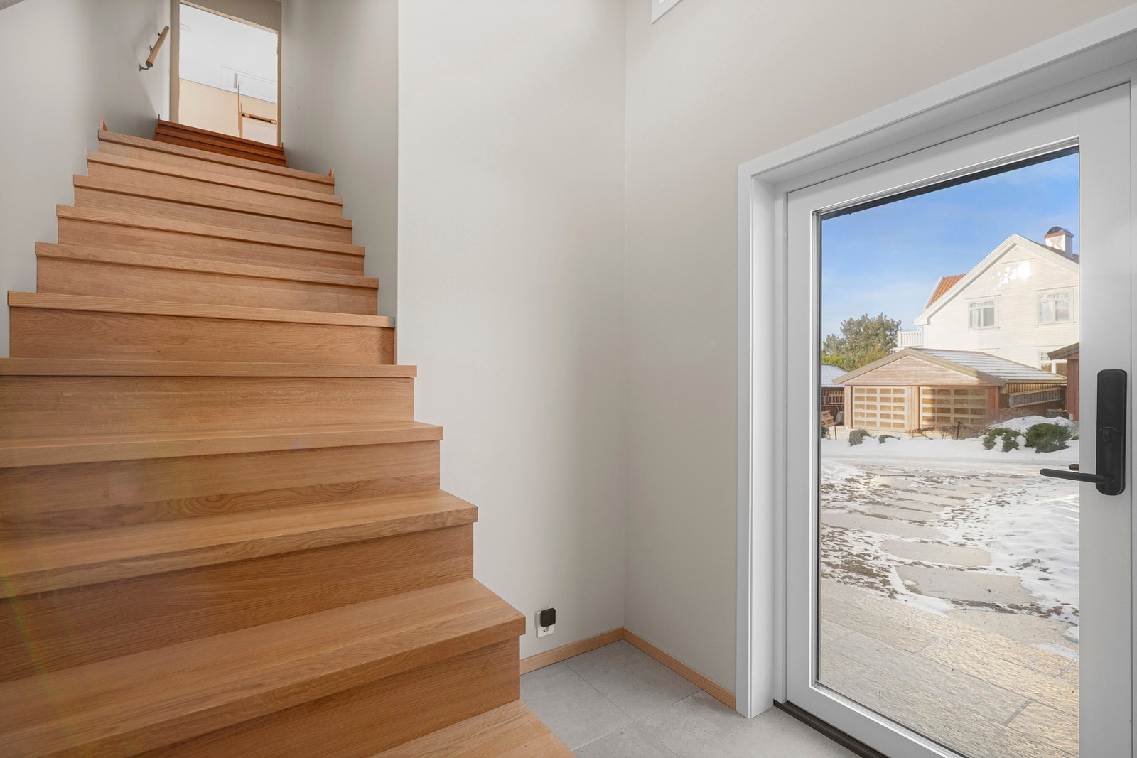 Det er nylig etablert egen separat adkomst til seksjonen. Galleribilde