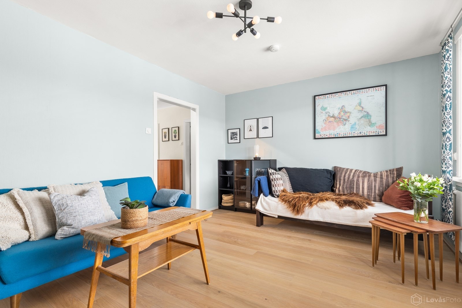 Varmtvann, sentralfyring, tv og internett er inkludert i felleskostnadene. Galleribilde