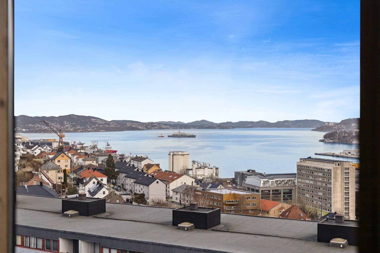 Utsikten er flott fra leiligheten Galleribilde