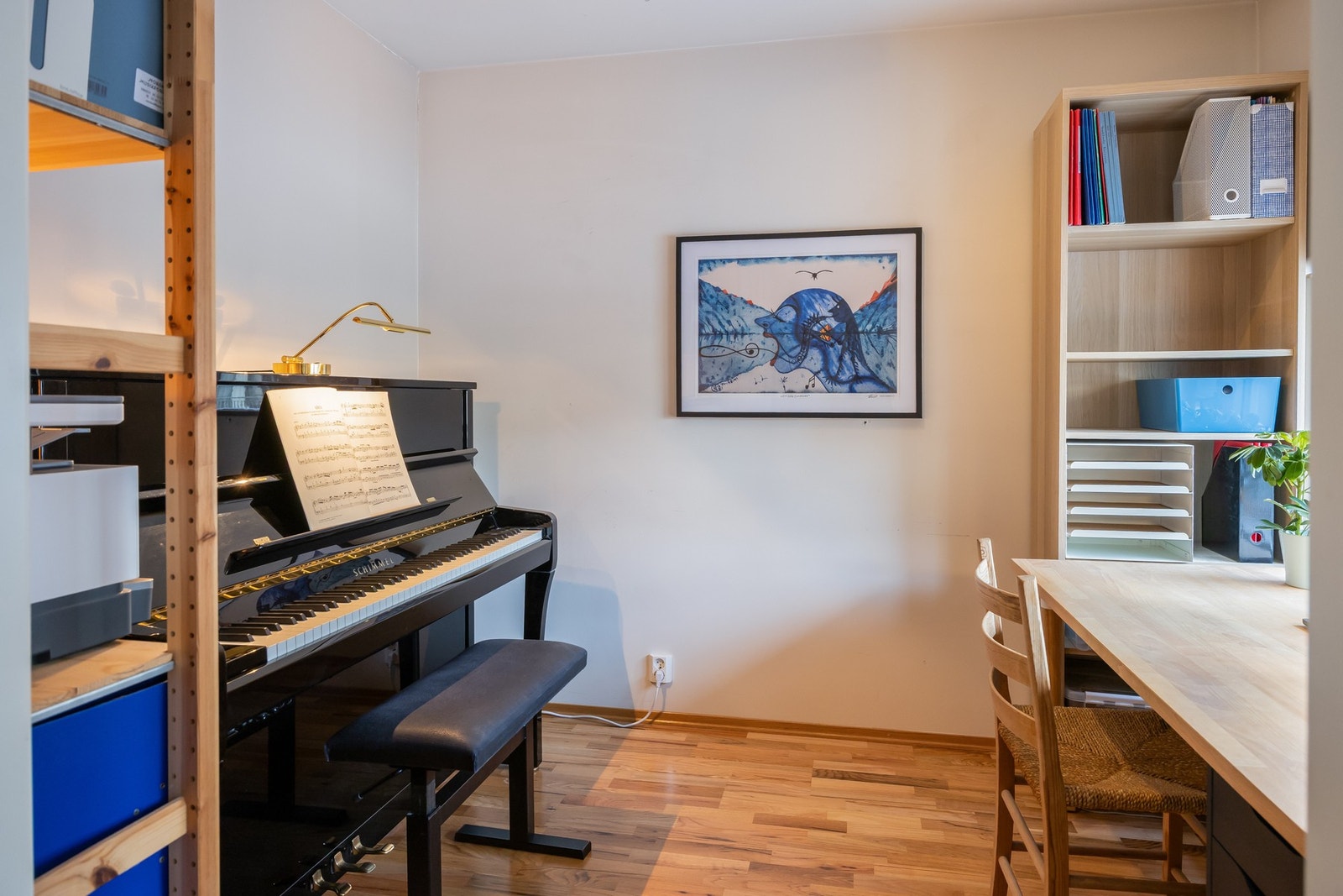 Begge soverommene vender mot rolige omgivelser. Galleribilde