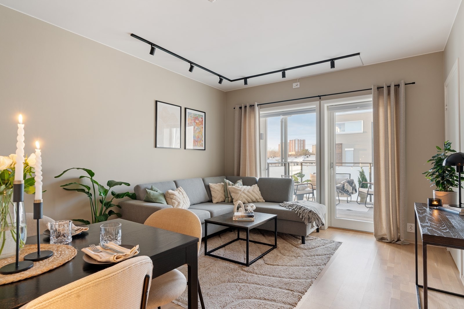 Proaktiv Eiendomsmegling ved Lisbeth Kristengård ønsker deg velkommen til Fjøsmestervegen 7 B Galleribilde