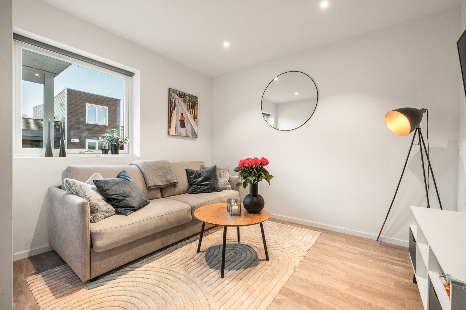 Et ypperlig rom for tv-stue eller lekerom. Galleribilde