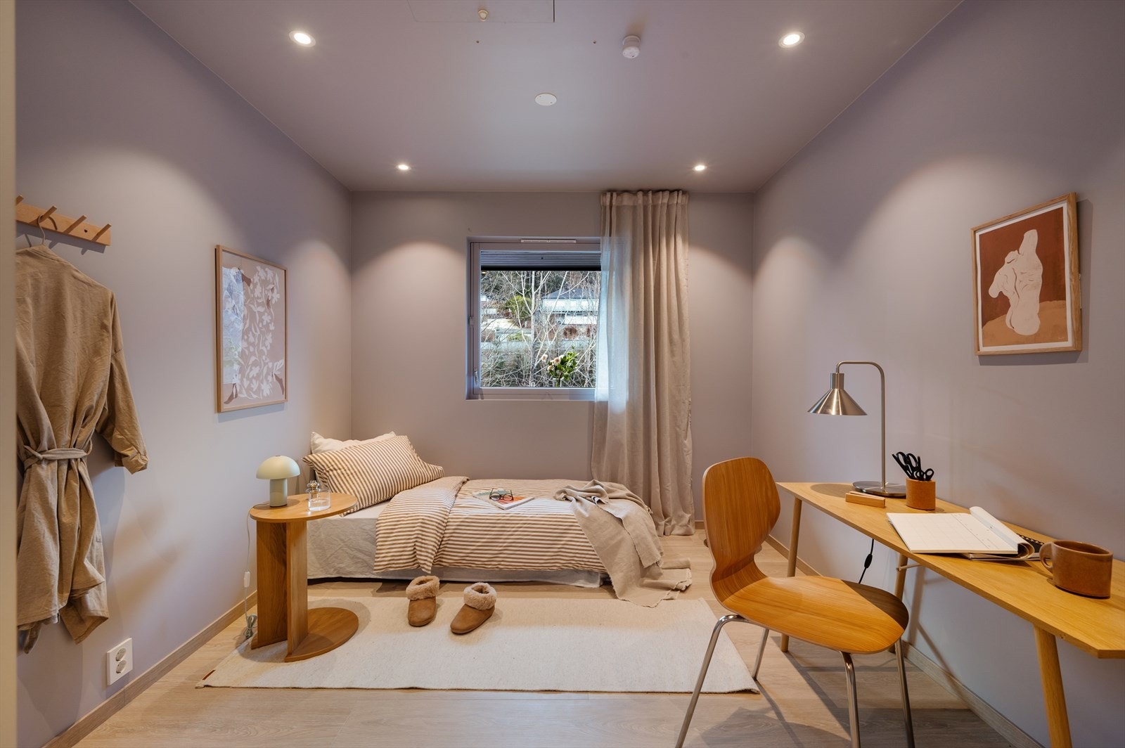 Soverom 2 er av god størrelse. Galleribilde