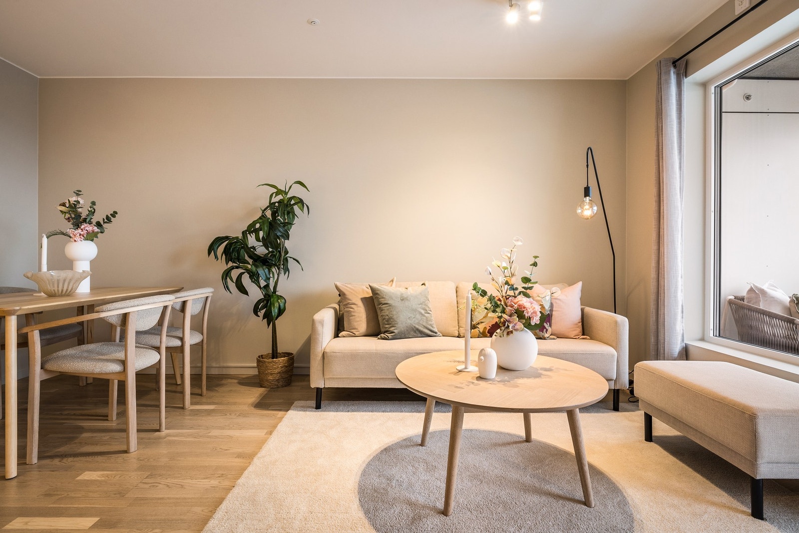 - Funksjonell 3 roms eierleilighet beliggende i en høy 1. etasje - Galleribilde