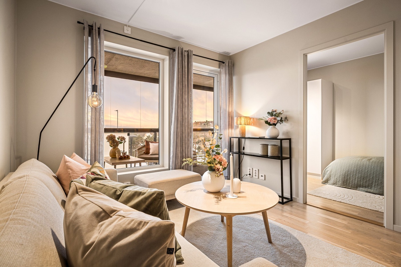 - Soverommet på 6,9 kvm har tilkomst fra stuen - Galleribilde