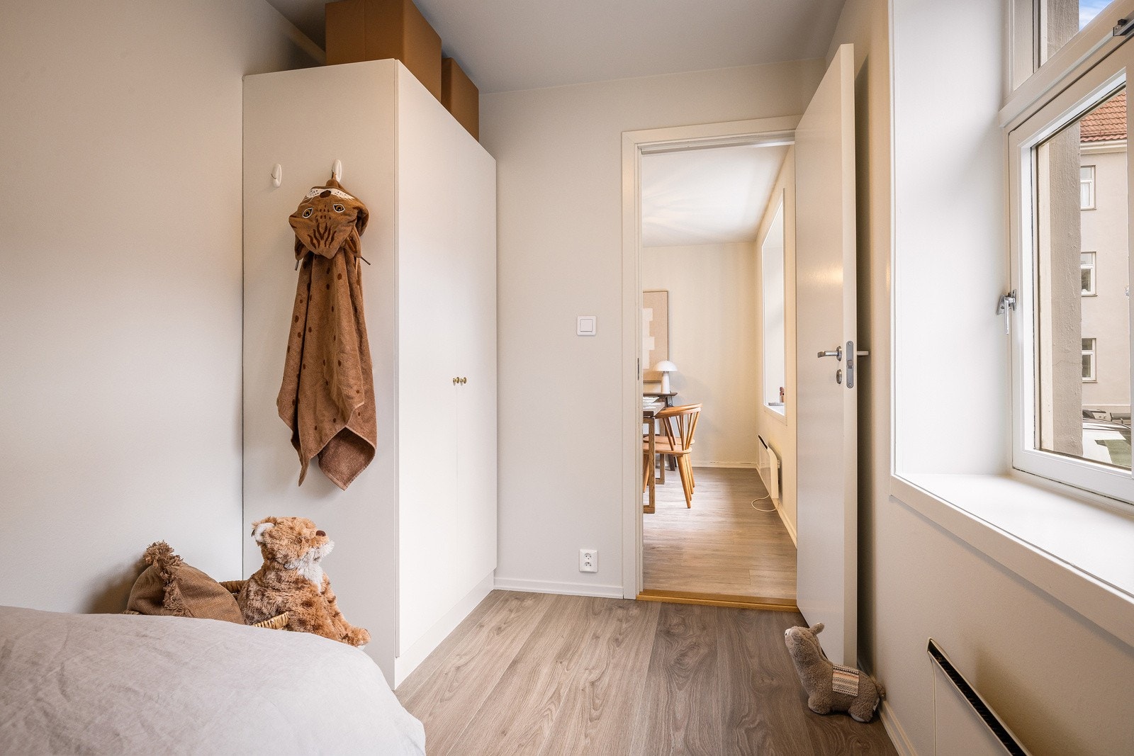 Og garderobeskap Galleribilde