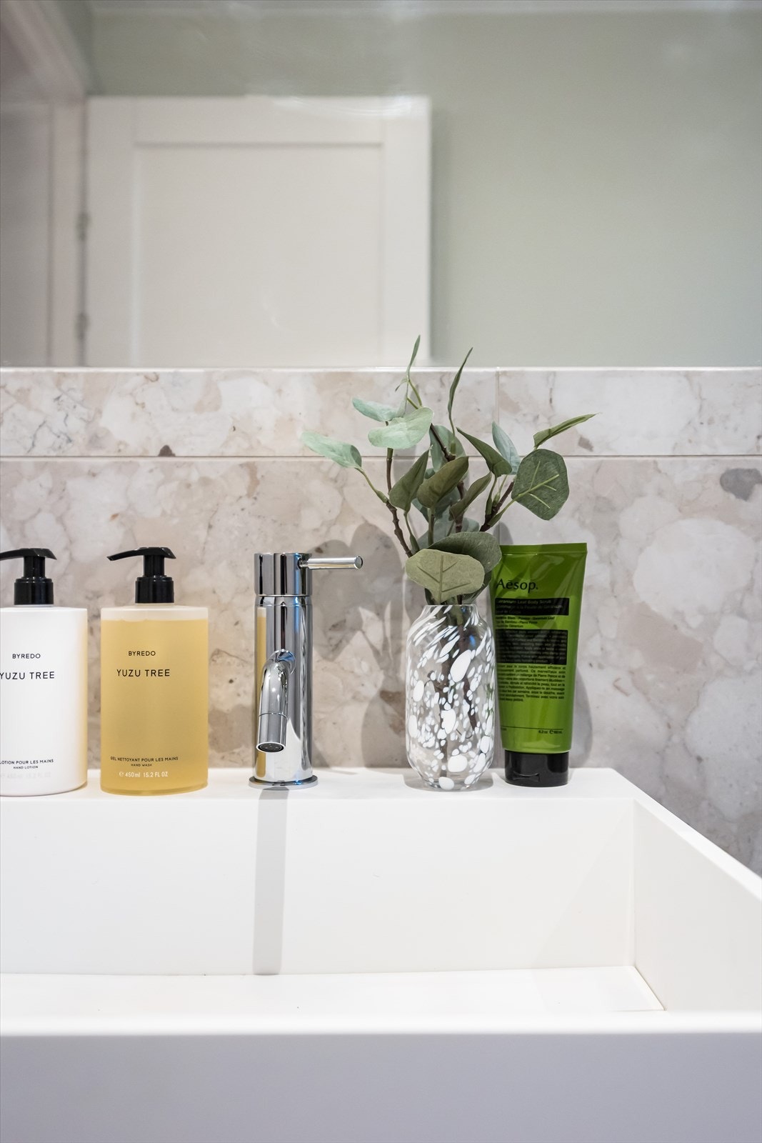 Stilig og gjennomført design på badene Galleribilde