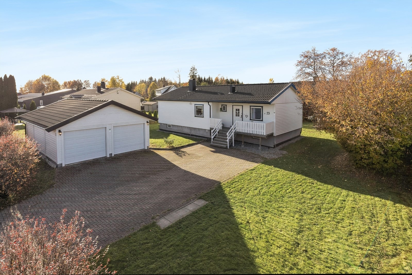 DnB Eiendom v/Anne Marie Endresen ønsker velkommen til Planetveien 23! Galleribilde