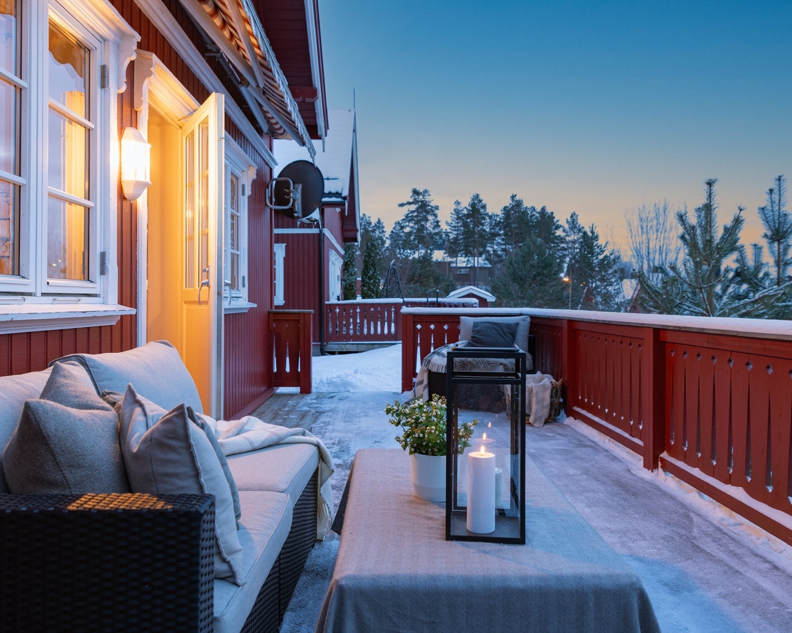 Lun stemning i skumringstimen i Kleivdalsåsen 6D. Galleribilde