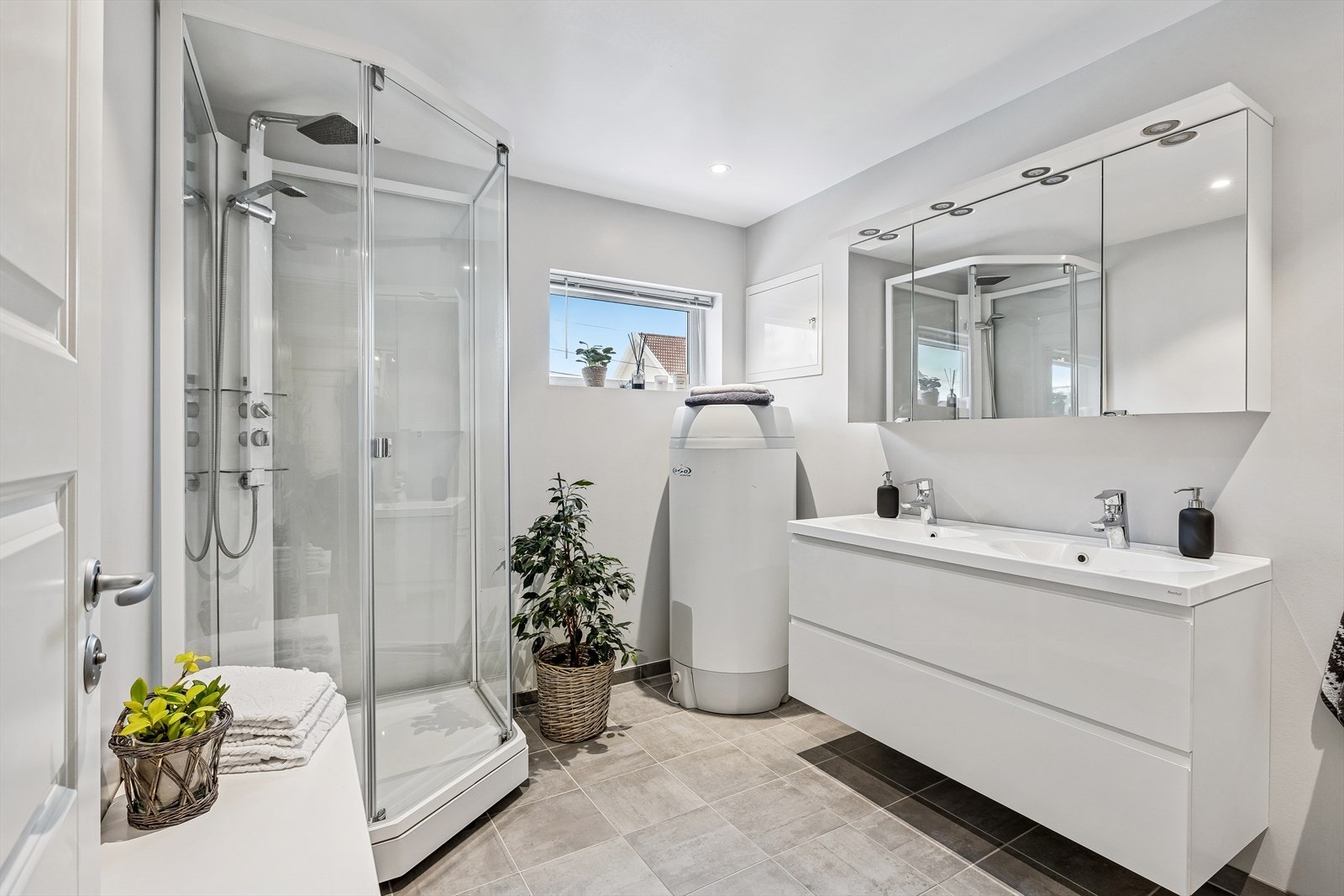 1.etg - Bad Galleribilde