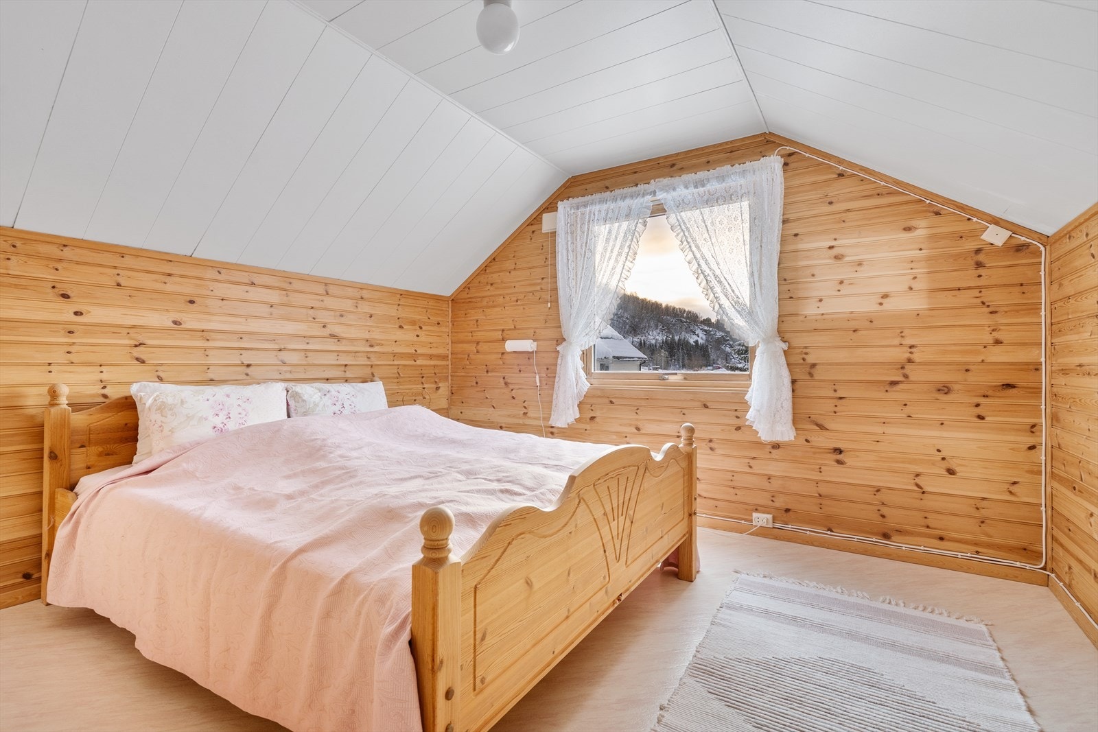 Soverom 4/4 Galleribilde