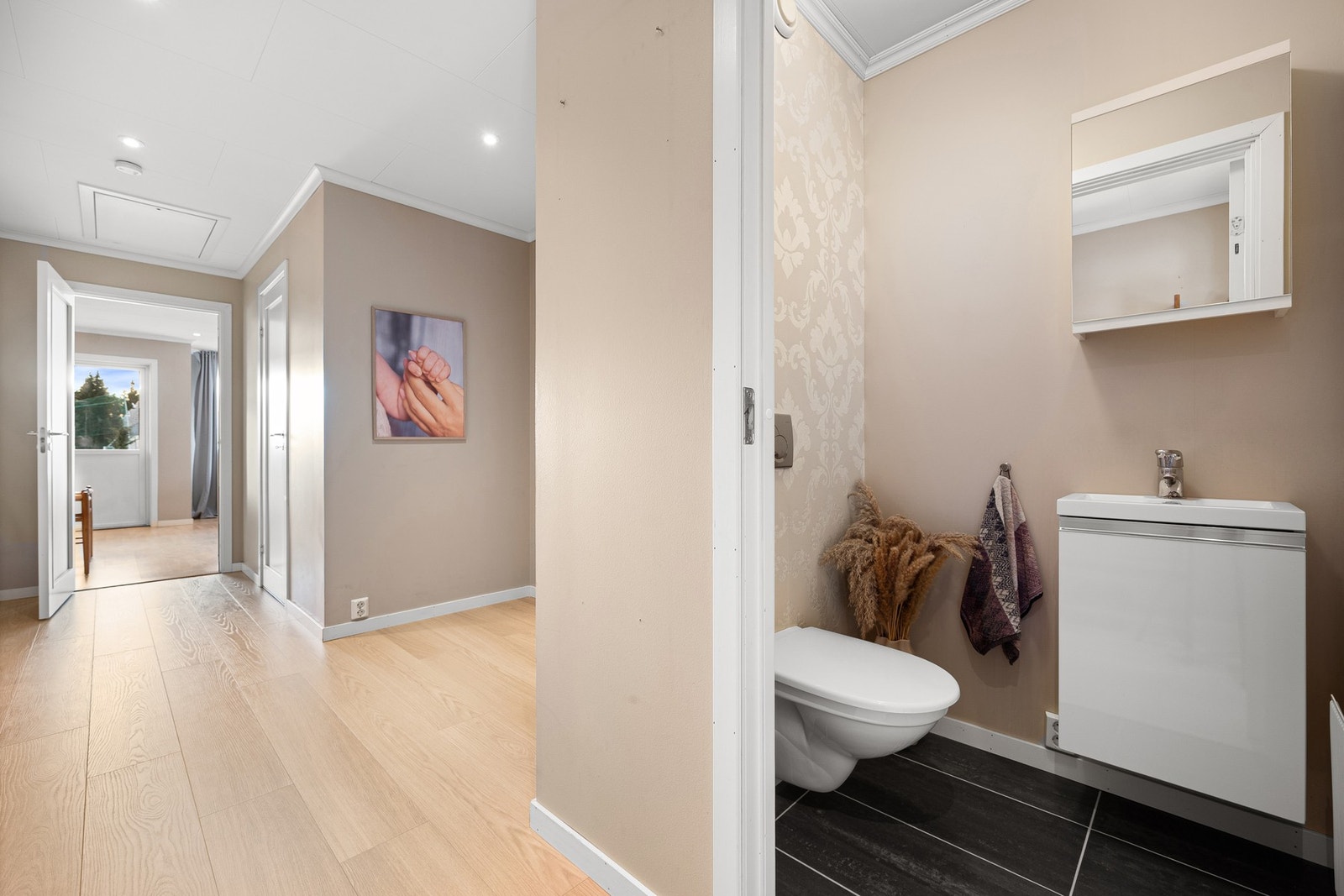 Leiligheten har utrolig god planløsning. Galleribilde