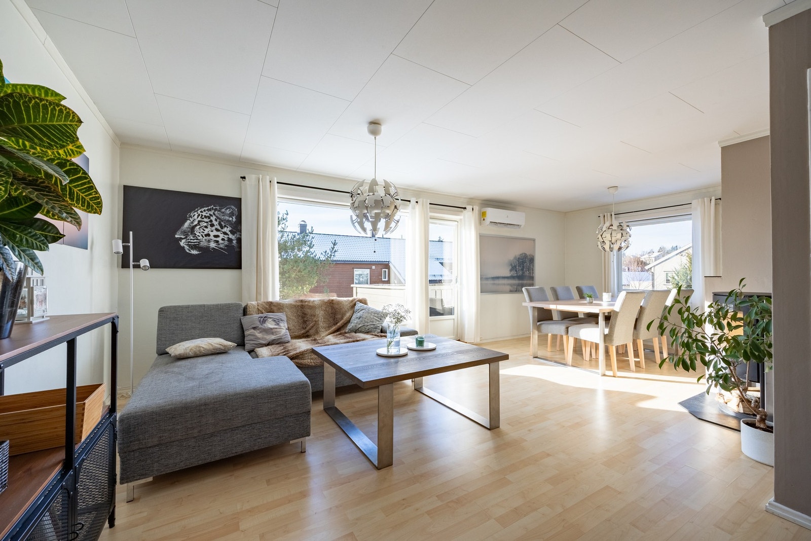 Leiligheten ligger på Greverud med kort vei til en rekke servicetilbud. Galleribilde