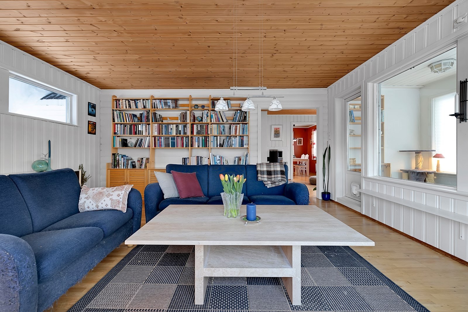 Utgang til vinterhage/innglasset veranda. Galleribilde