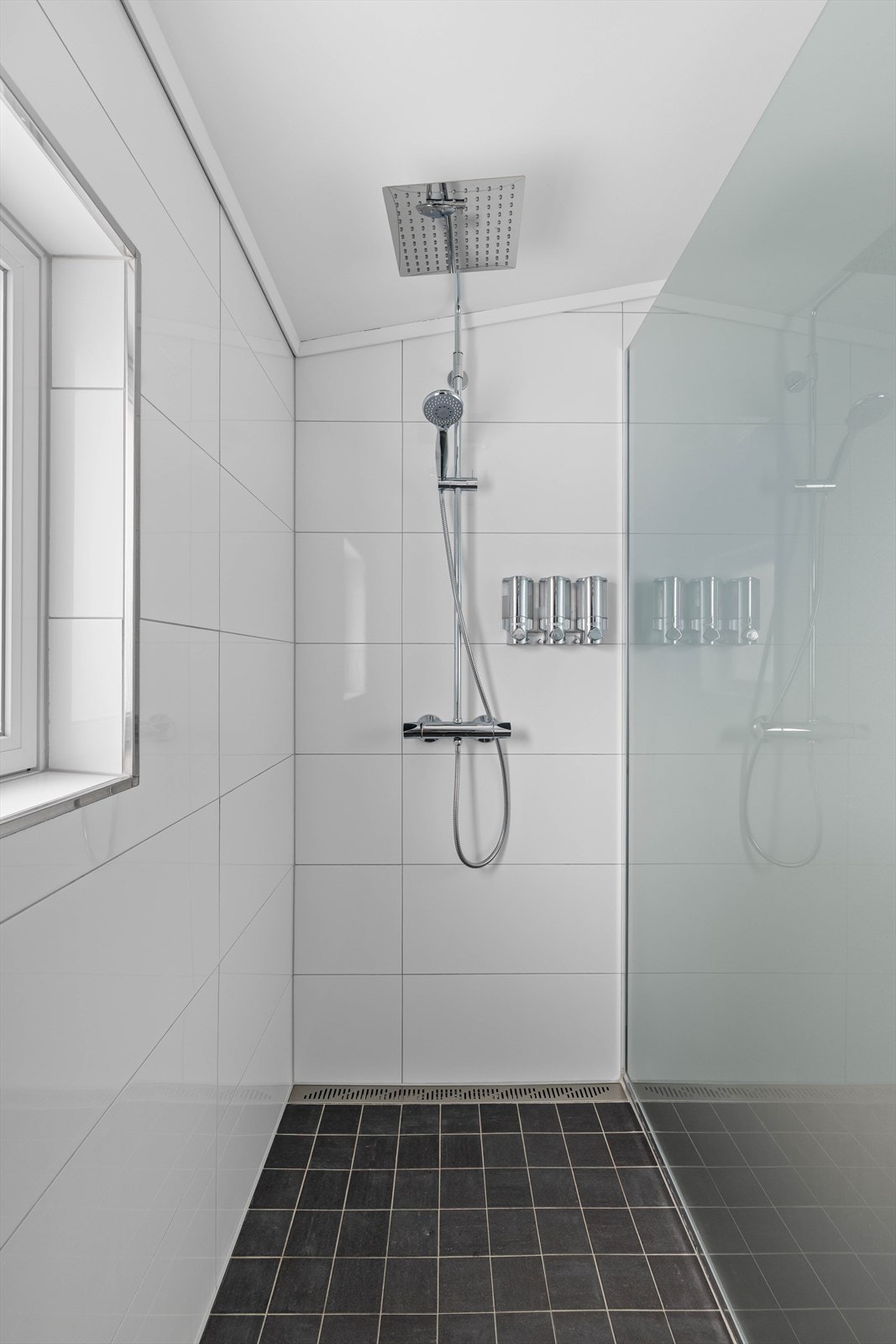 Regnfallsdusj gir spafølelsen hjemme.. Galleribilde