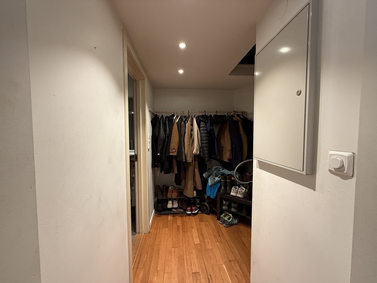 Gang fra entré mot bad Galleribilde