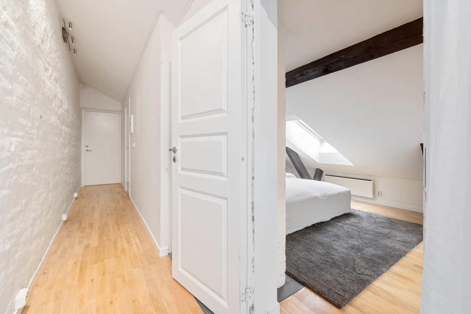 Entrè fra oppgang B. Galleribilde