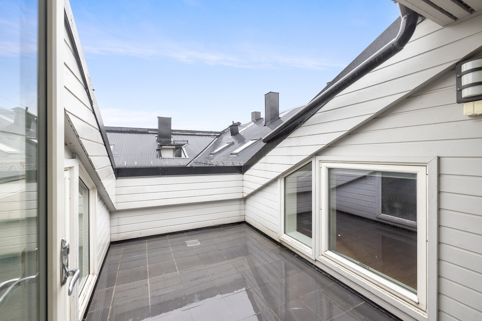 Takterrasse på 7 kvm med god plass til møblement. Galleribilde