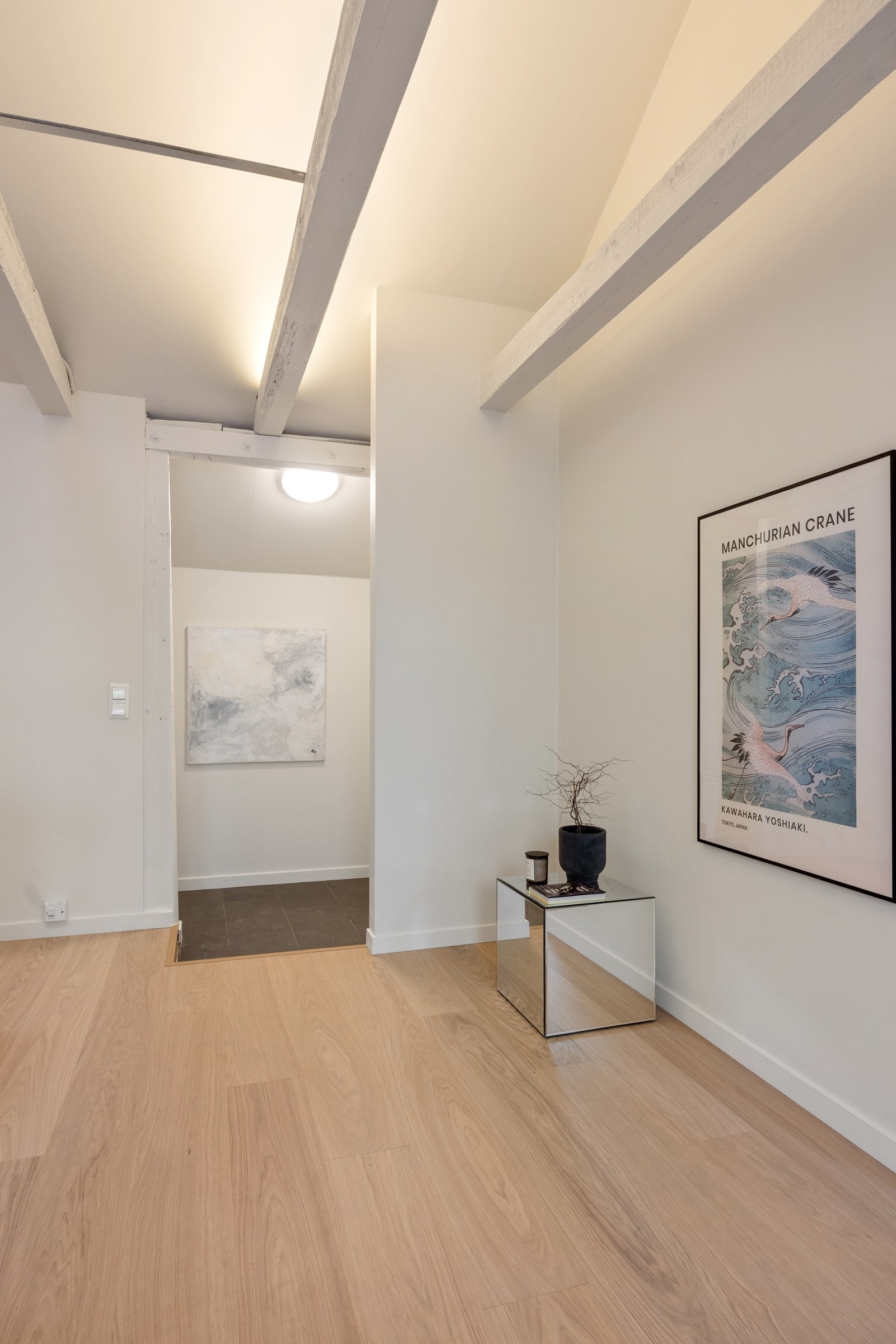 Entrè fra oppgang A. Galleribilde