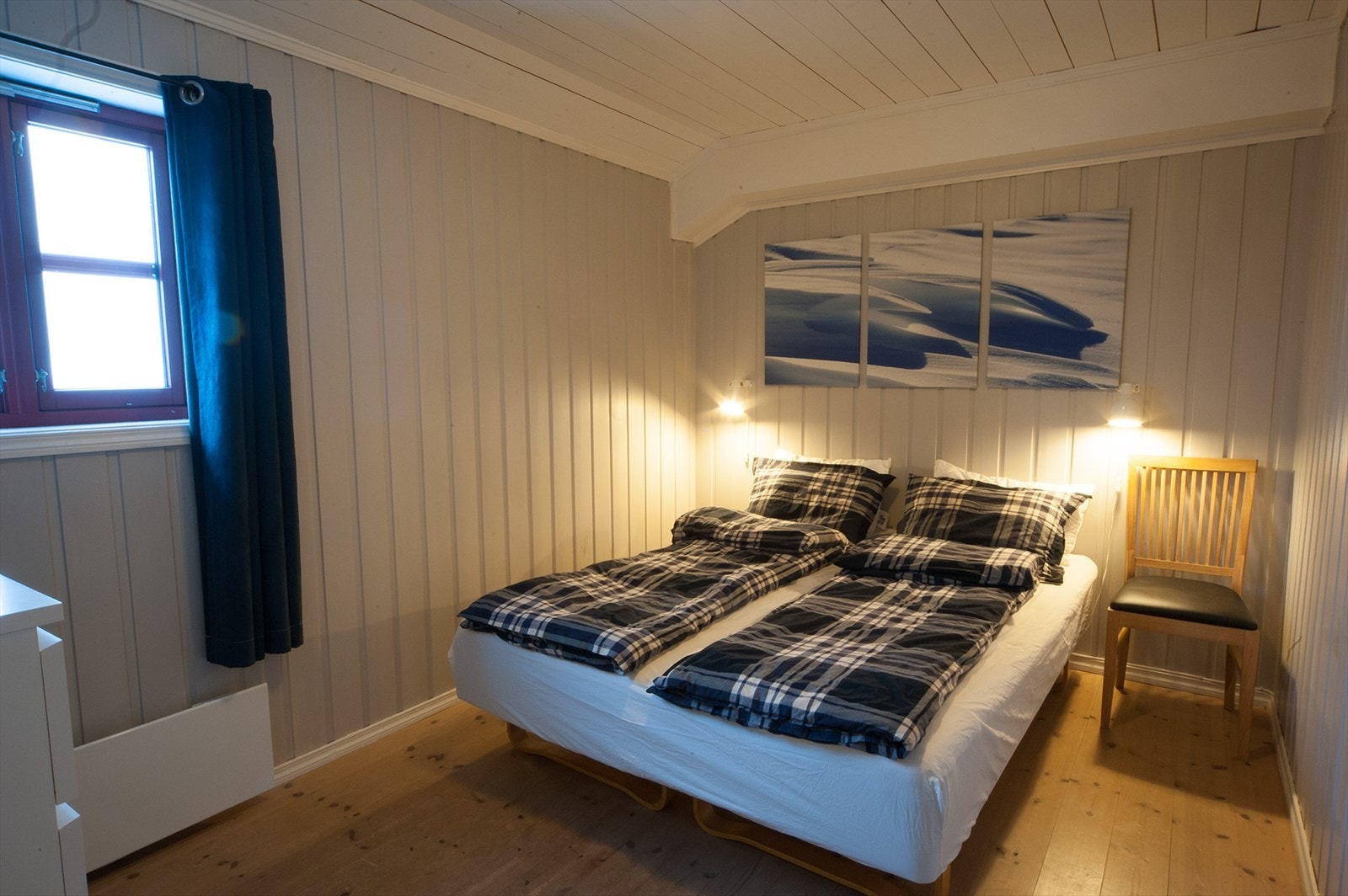 Leiligheten har totalt fire soverom i ulike størrelser. Galleribilde