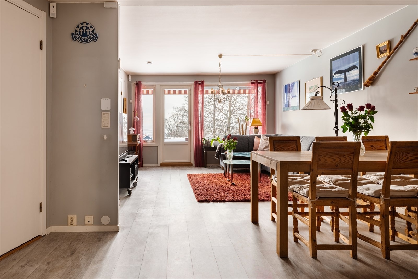 En lys og romslig andelsleilighet med attraktiv beliggenhet i foten av Grefsenkollen. Galleribilde