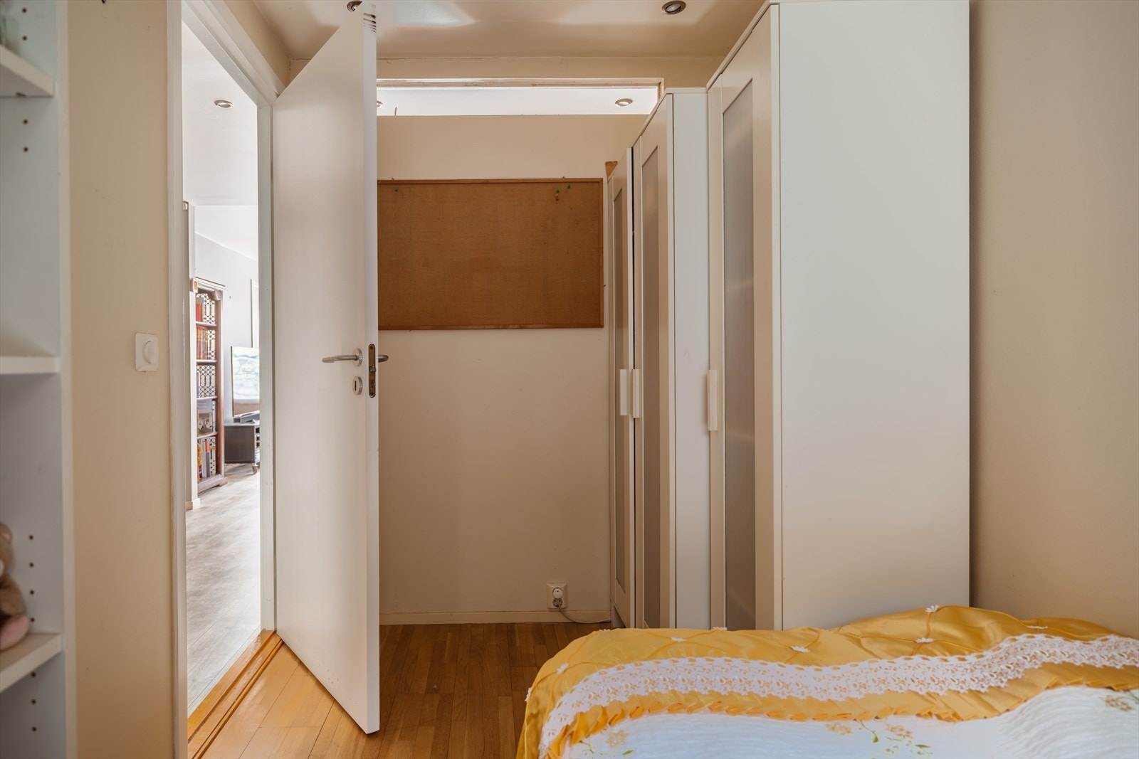 Et fleksibelt rom med god lagringsplass. Galleribilde