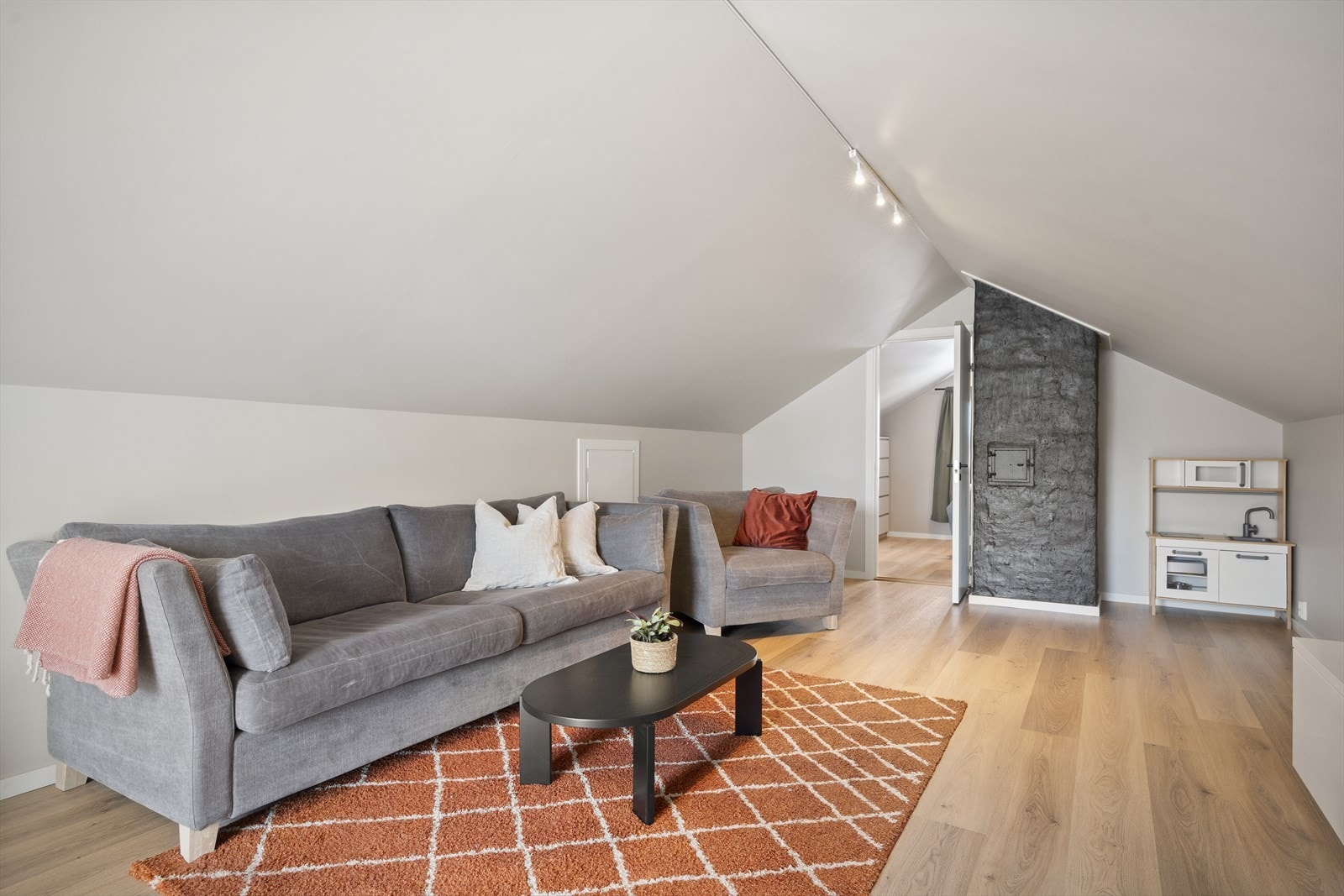 Allrom loftetasje (ikke bruksendret) Galleribilde