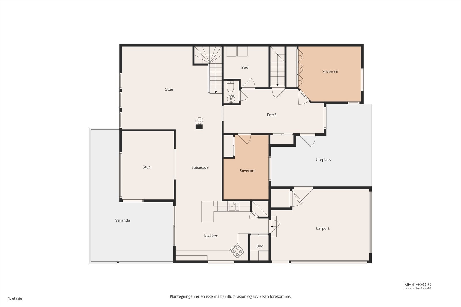 Første etasje har en god planløsning med romslig oppholdsrom, kjøkken, to soverom gang og toalettrom. Galleribilde