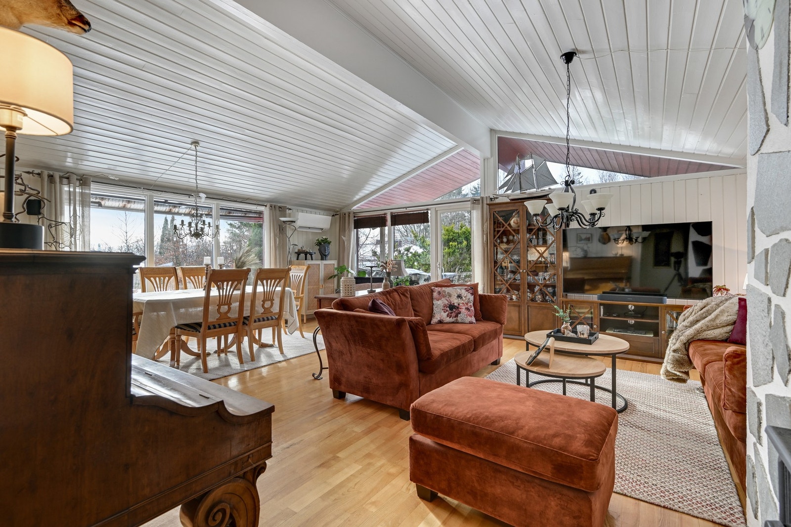 Velkommen inn i denne store stuen Galleribilde