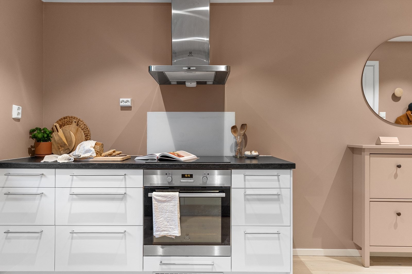 - Et lekkert og godt arbeidskjøkken - Galleribilde