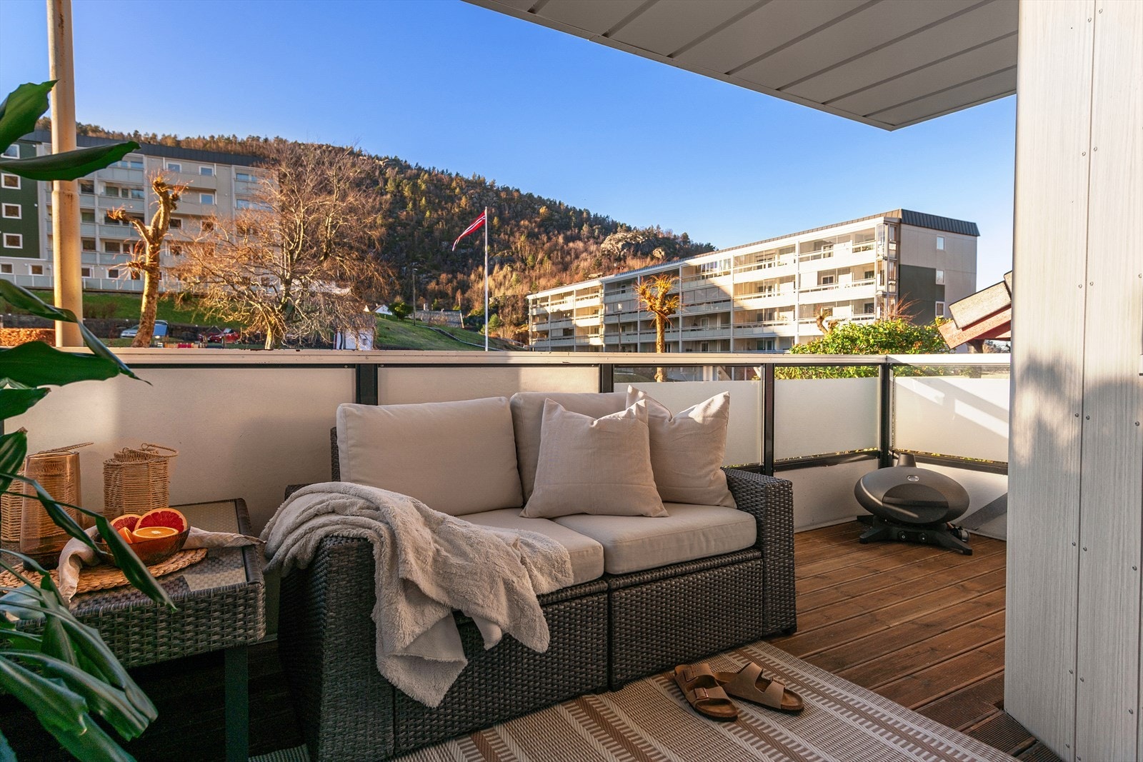 - Leiligheten byr på en hyggelig balkong på 8 m² med gode solforhold midtsommers Galleribilde