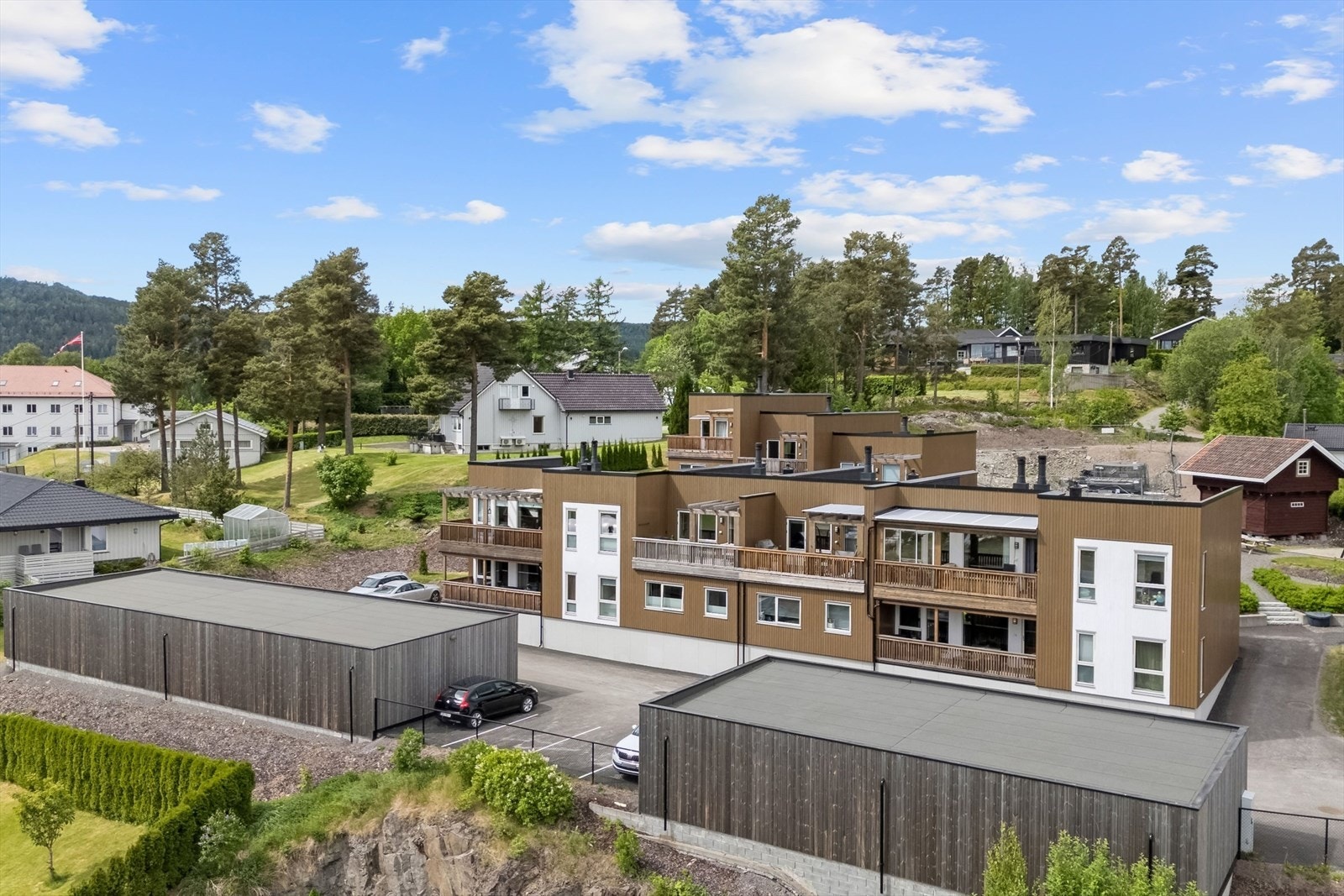 Alt innvendig er moderne, så her kan man flytte rett inn uten å tenke på oppussing! Galleribilde