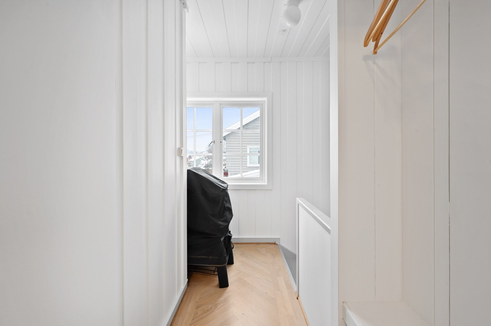 Baktrapp i 2 etasje. Galleribilde